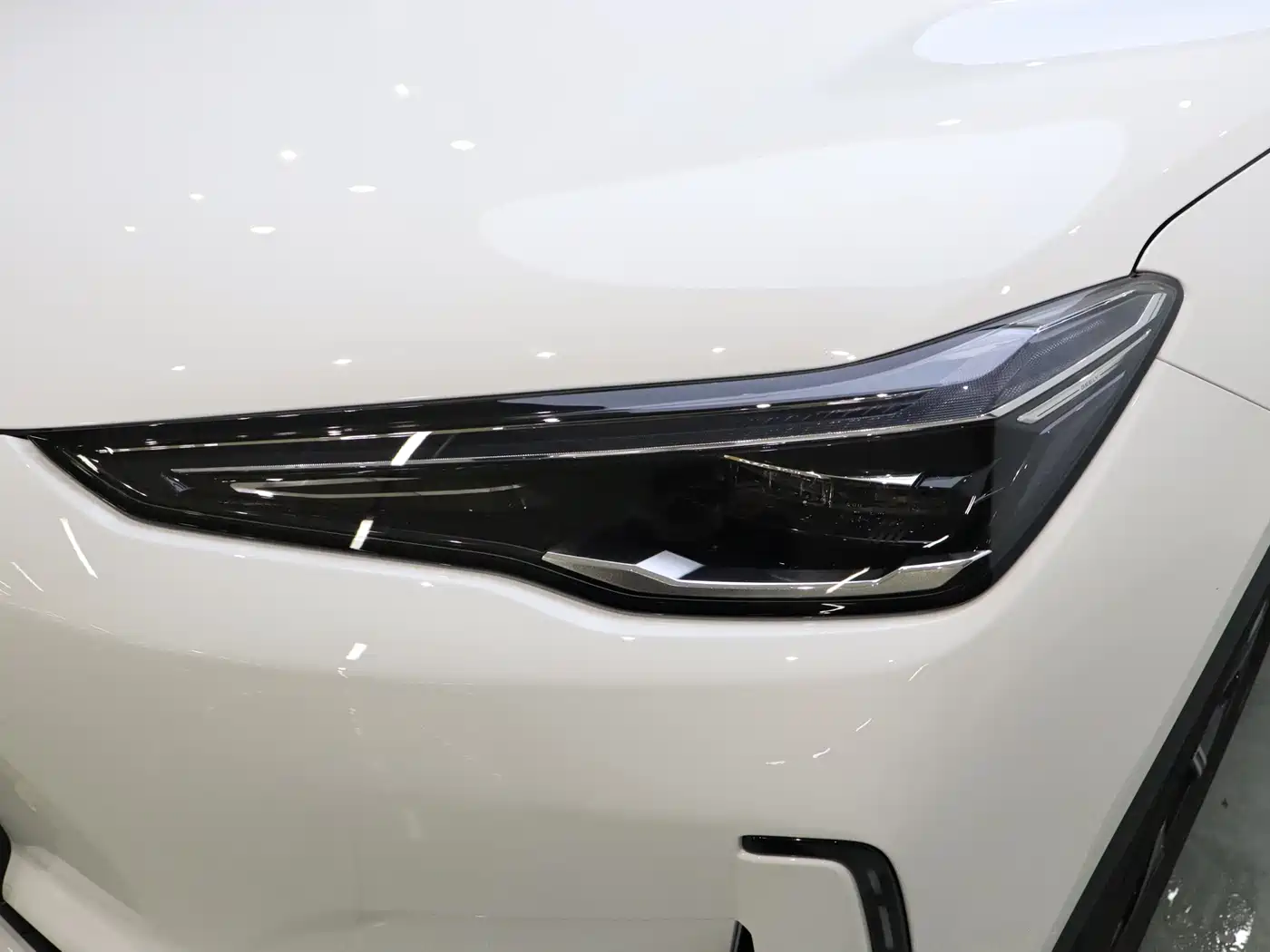 GEELY GALAXY GALAXY E5