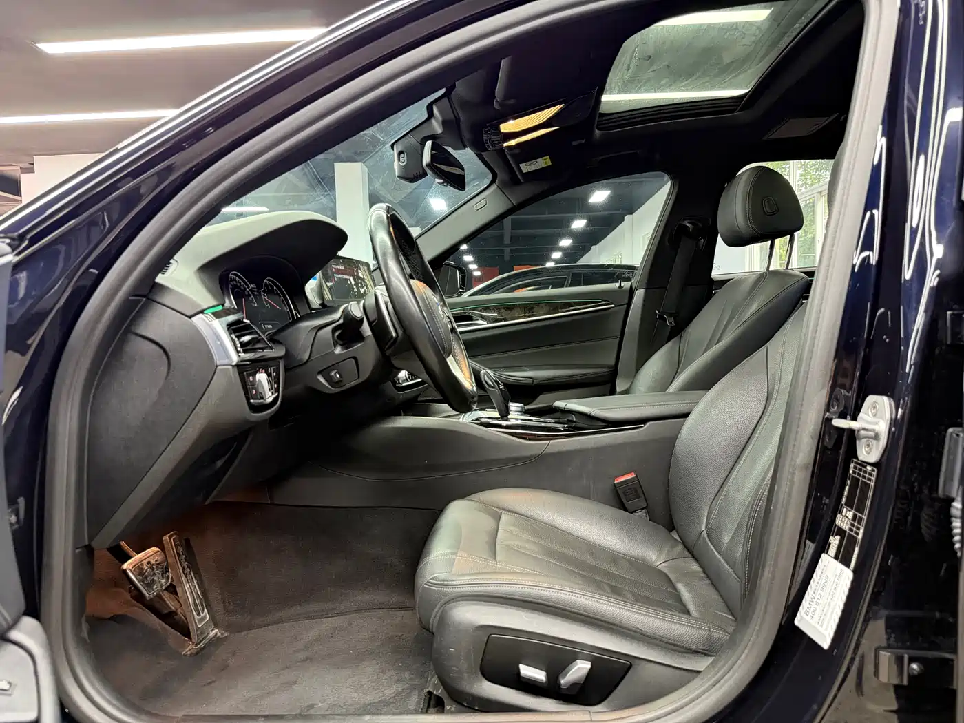 BMW 5 Series 2018 530Li Leading M Sport Package фото 4