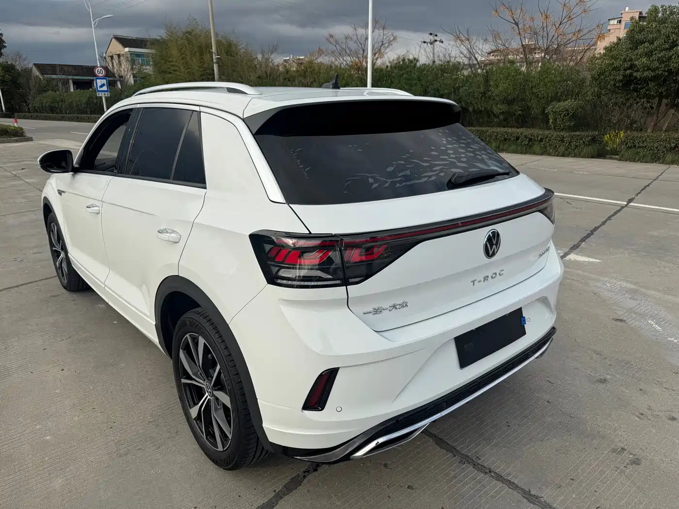 VOLKSWAGEN T ROC EXPLORING SONGS