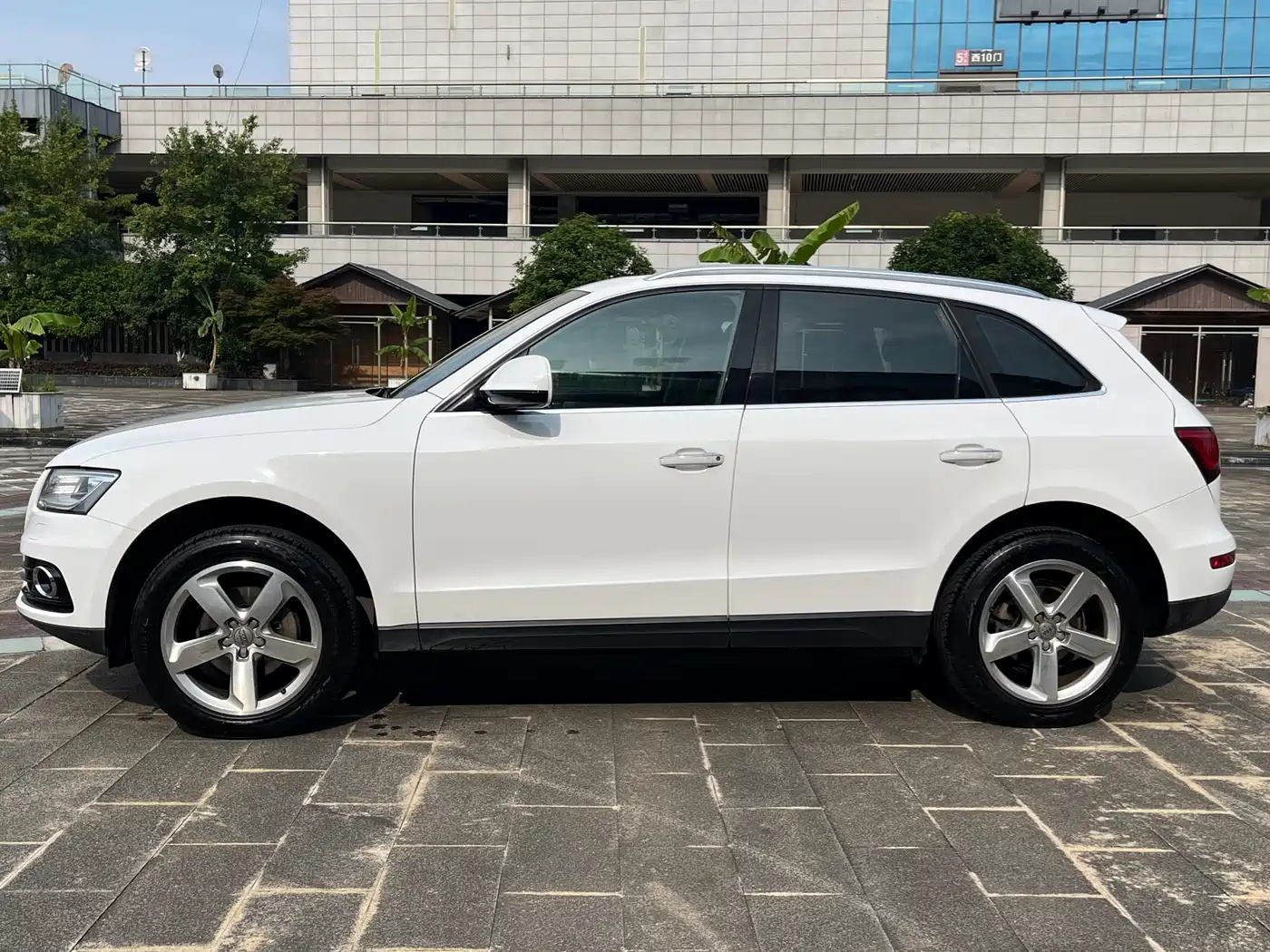 Audi Q5 2016 40 TFSI Technology Model фото 7