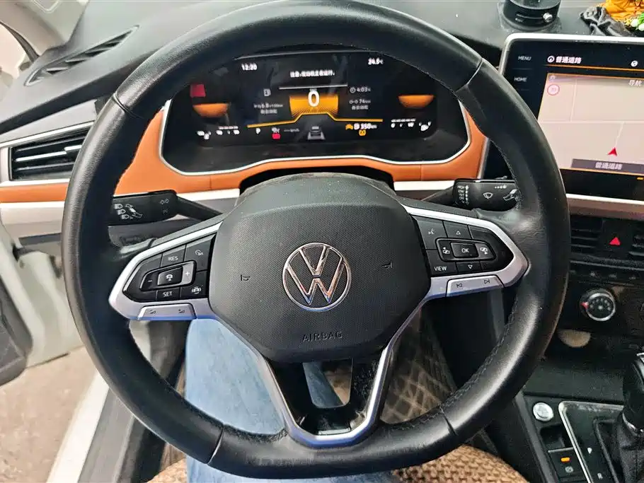 Volkswagen Bora 2023 200TSI DSG Smart Edition фото 14