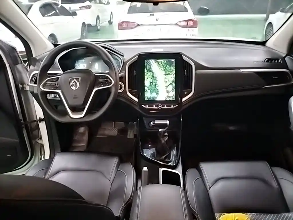Baojun 530 2019 2020 1.5T CVT Luxury Connect 7-seater