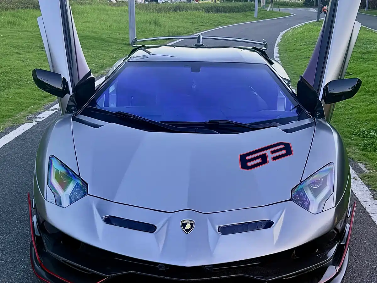 Lamborghini Aventador 2014 2011 LP 700-4