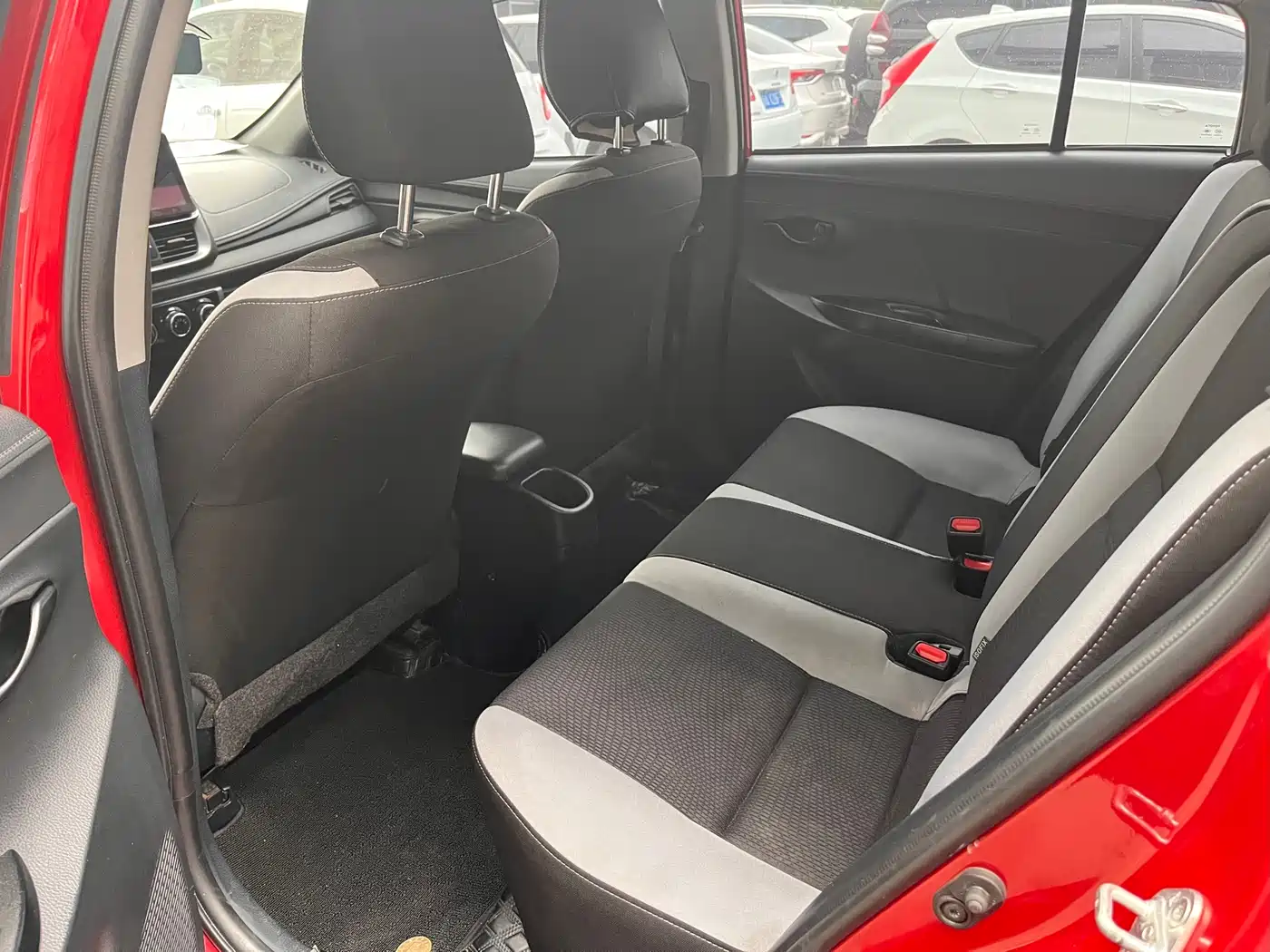 Toyota Vios 2021 1.5L CVT Zhixing Edition фото 6