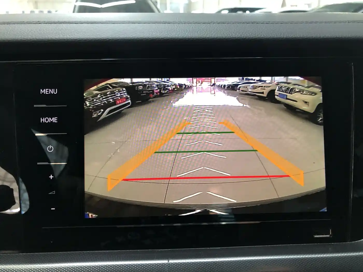 Volkswagen Passat 2023 280TSI Starlight Elite Edition фото 13