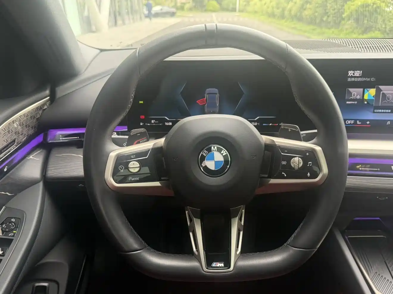 BMW 5 Series 2024 530Li Premium M Sport Package фото 10