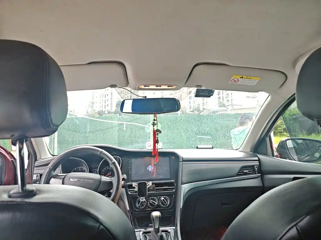 Venucia T70 2018 2018 1.6L Manual Smart Fun Edition