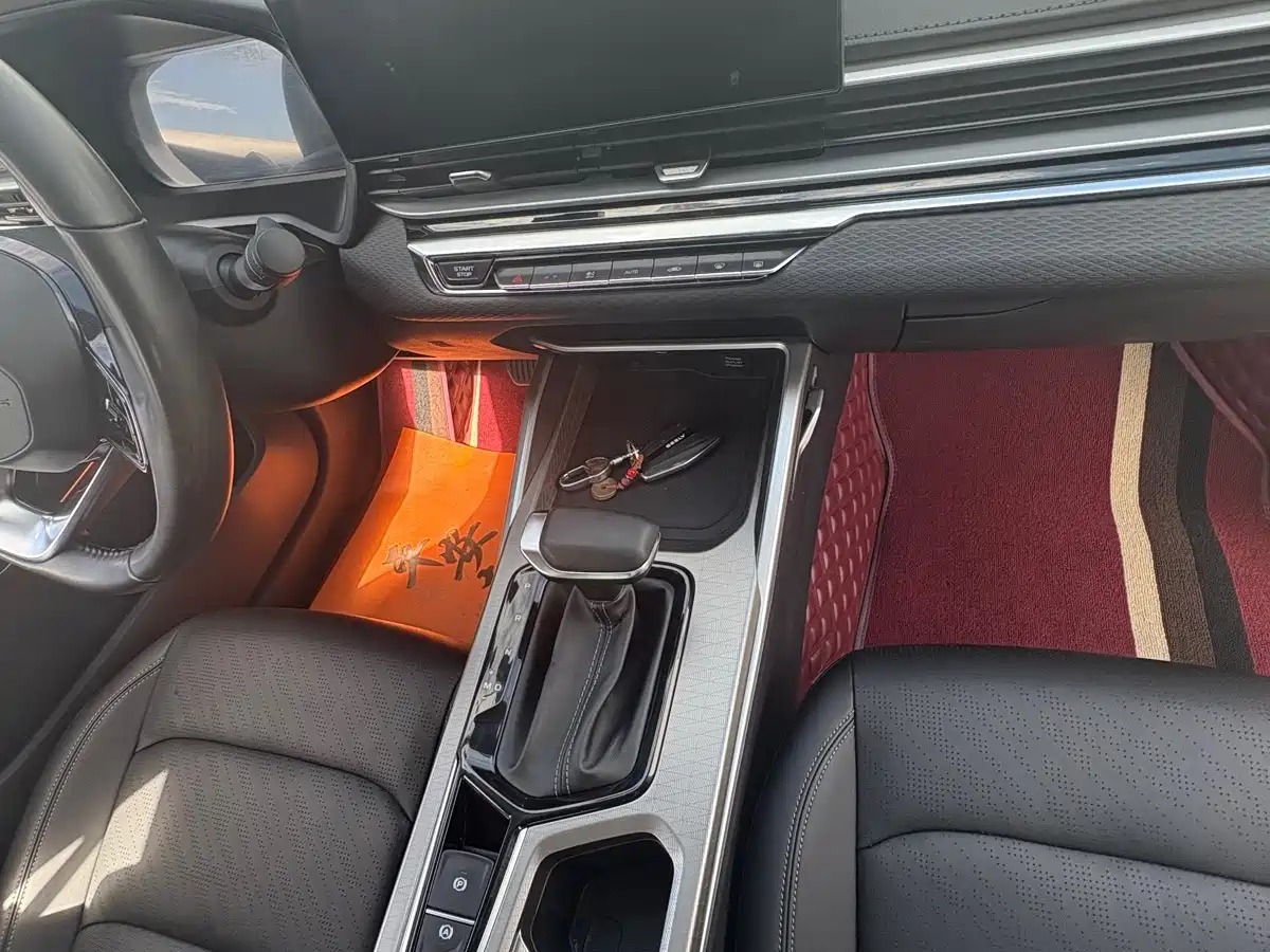 Фото 8 - Geely Emgrand