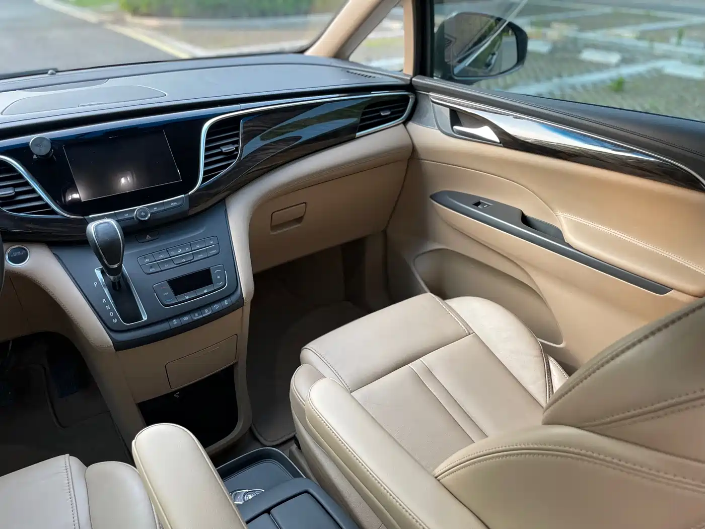 BUICK GL8