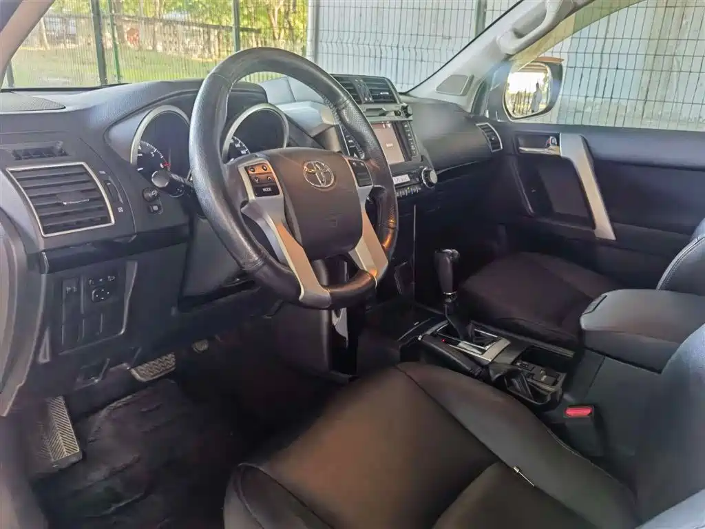 Toyota Prado 2016 2.7L Auto Standard Edition фото 12
