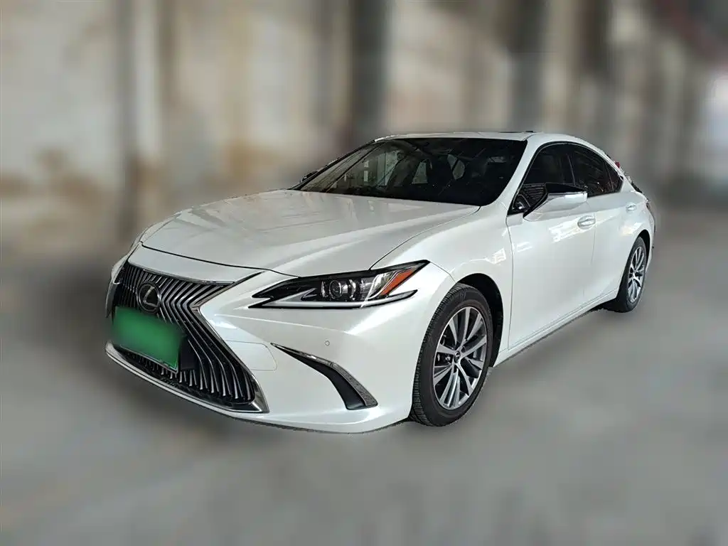Lexus ES 2018 200 Excellence Edition China V
