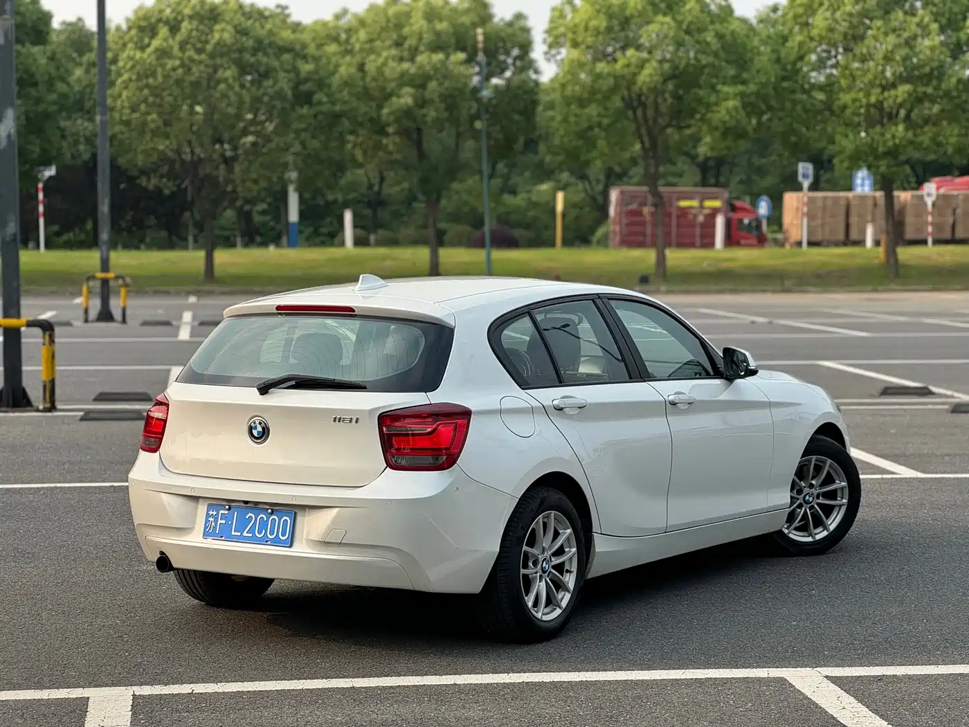 BMW 1 Series (Import) 2013 Facelift 118i Leading Model фото 5