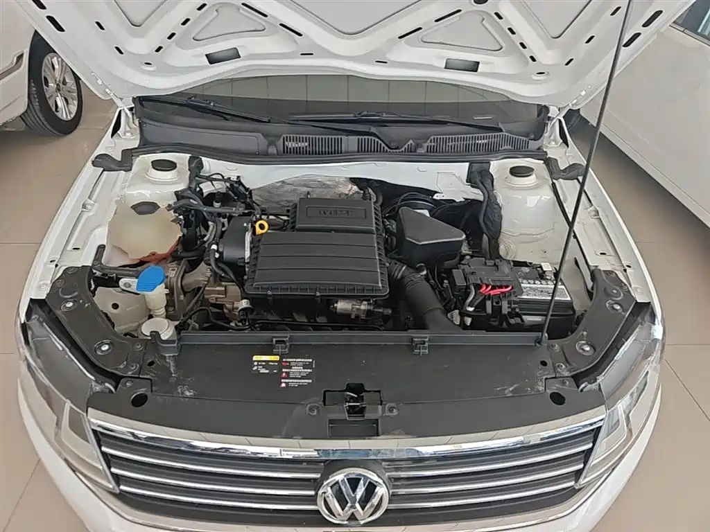 Volkswagen Lavida 2019 Lavida Start 1.5L Auto Comfort (China VI) фото 16