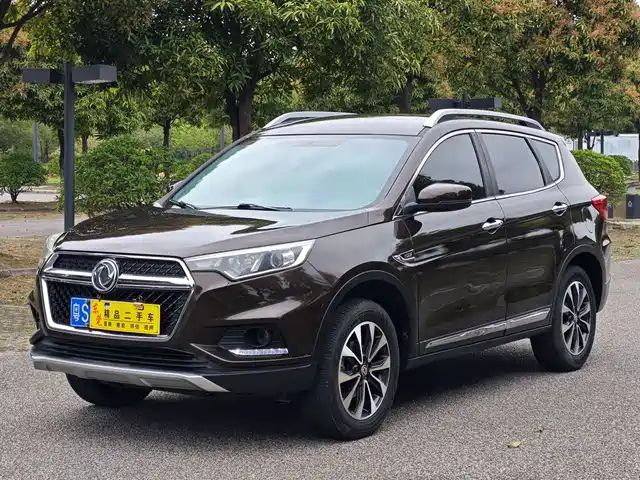  Dongfeng Fengdu Dongfeng Fengdu MX5 2016 1.4T Manual Luxury Edition