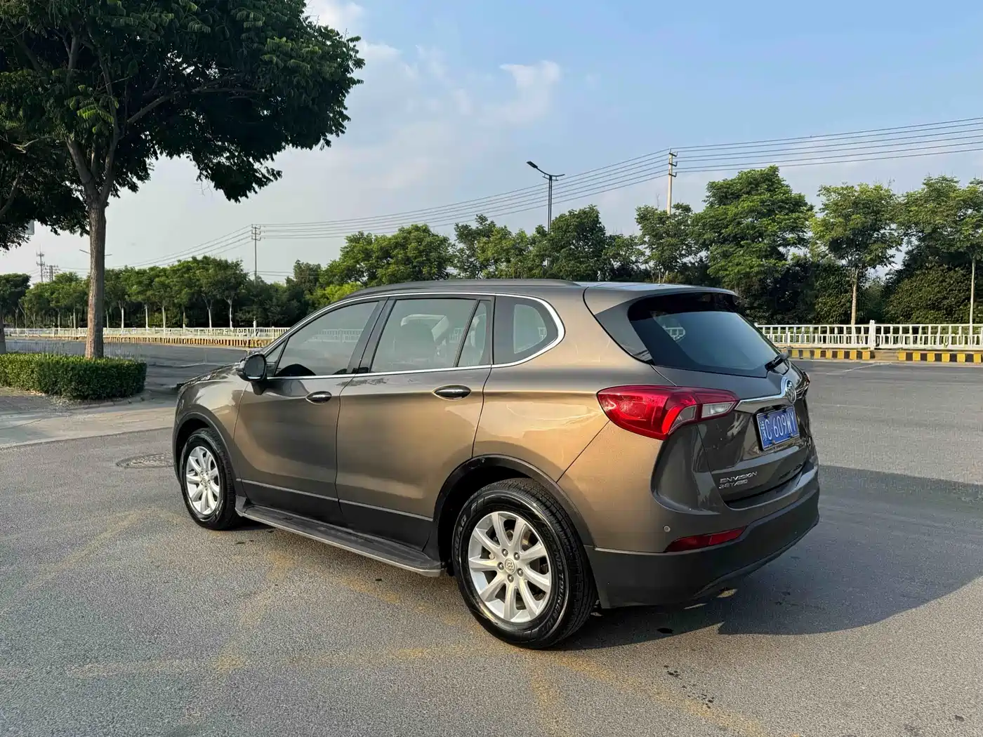 Фото 3 - Buick Envision Plus