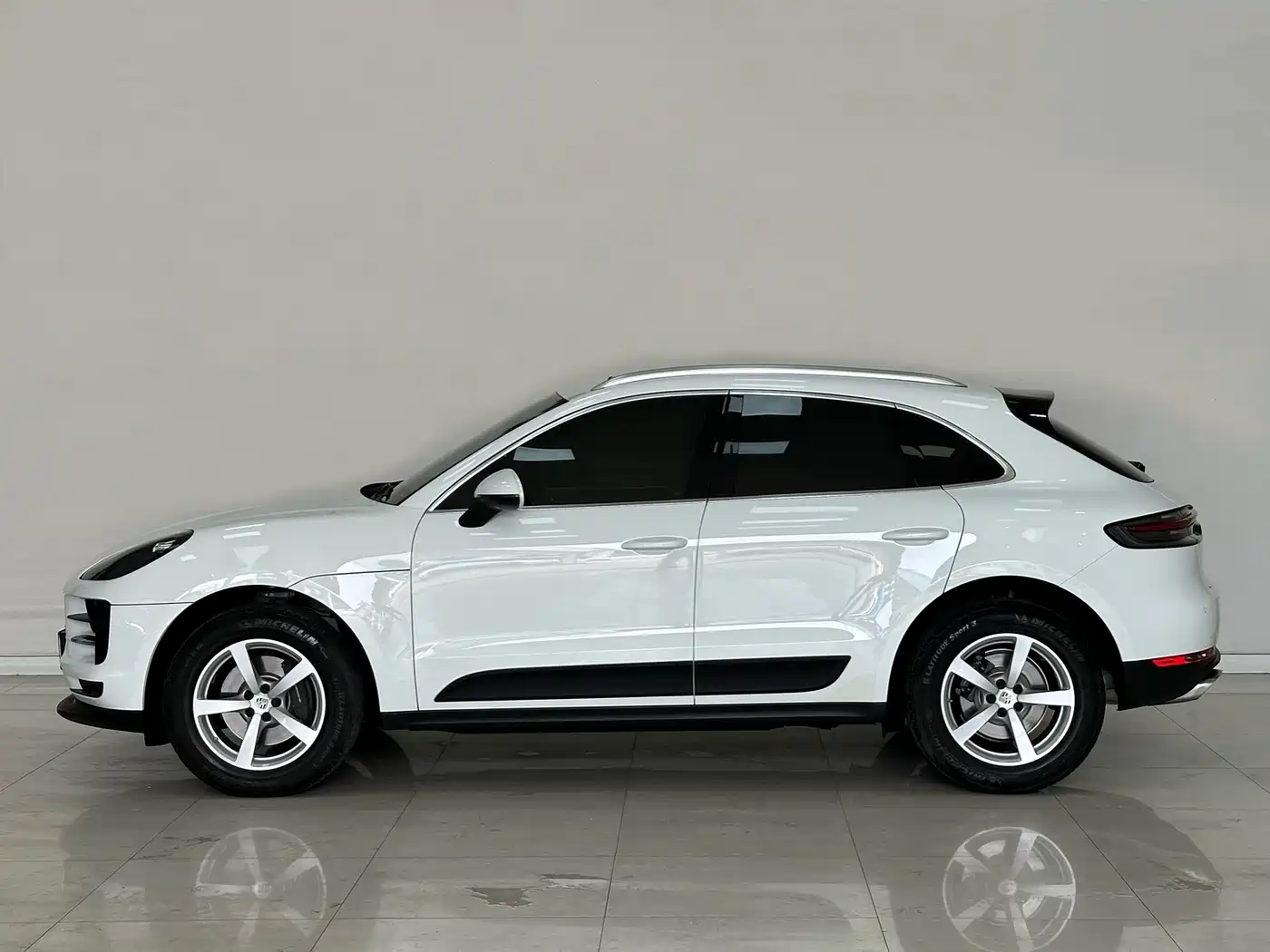 Porsche Macan 2018 Macan 2.0T фото 7