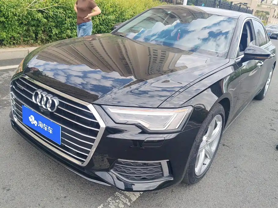 Audi A6L 2022 45 TFSI Premium Elegance