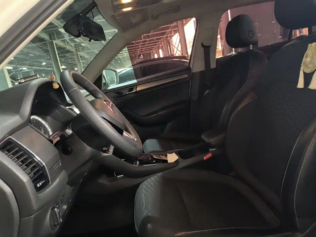 Škoda Kodiaq 2018 Facelift TSI330 5-seat 2WD Comfort Edition фото 15