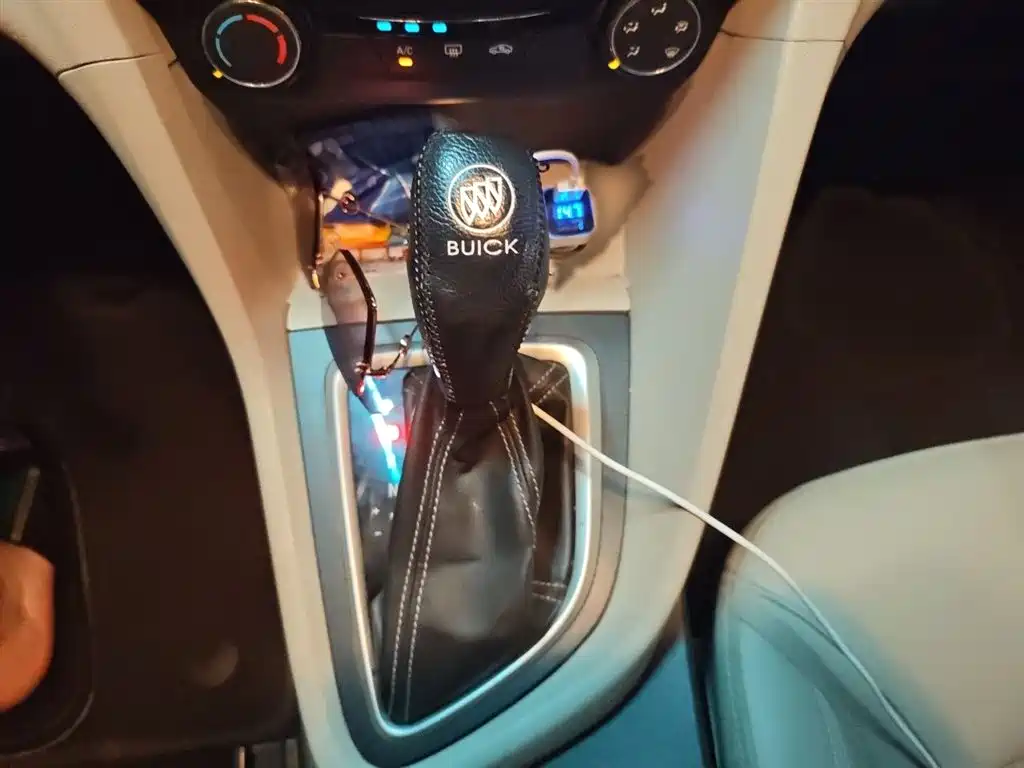 Buick Excelle 2015 15N Automatic Elite фото 7