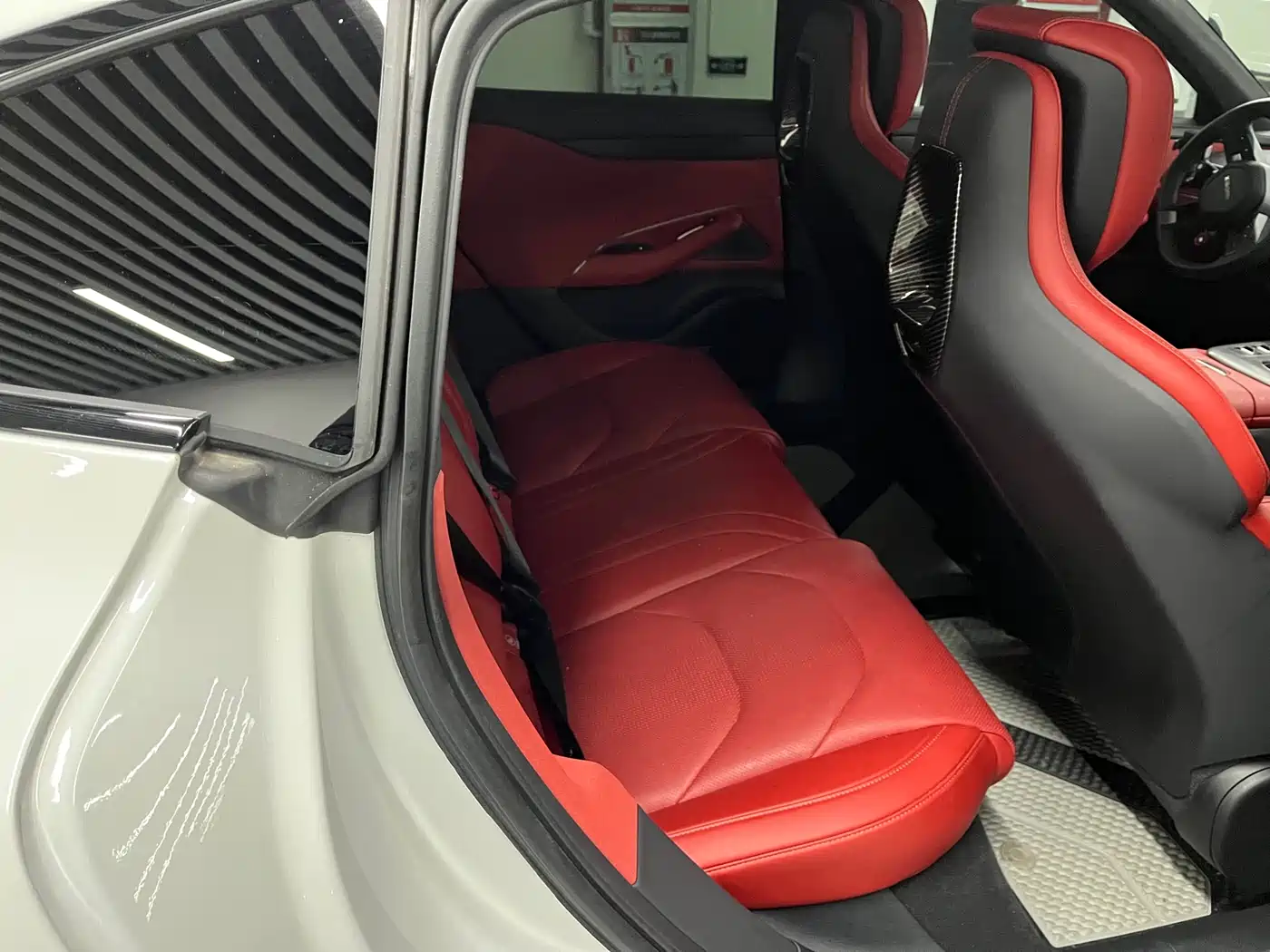 Xiaomi Auto Xiaomi SU7 2024 AWD Extended Range Advanced Smart Driving Max Edition фото 7