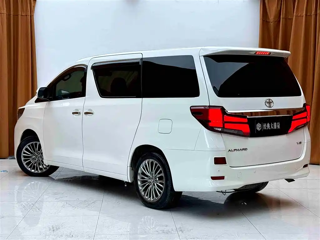 Toyota Alphard 2011 3.5L Luxury Edition фото 6