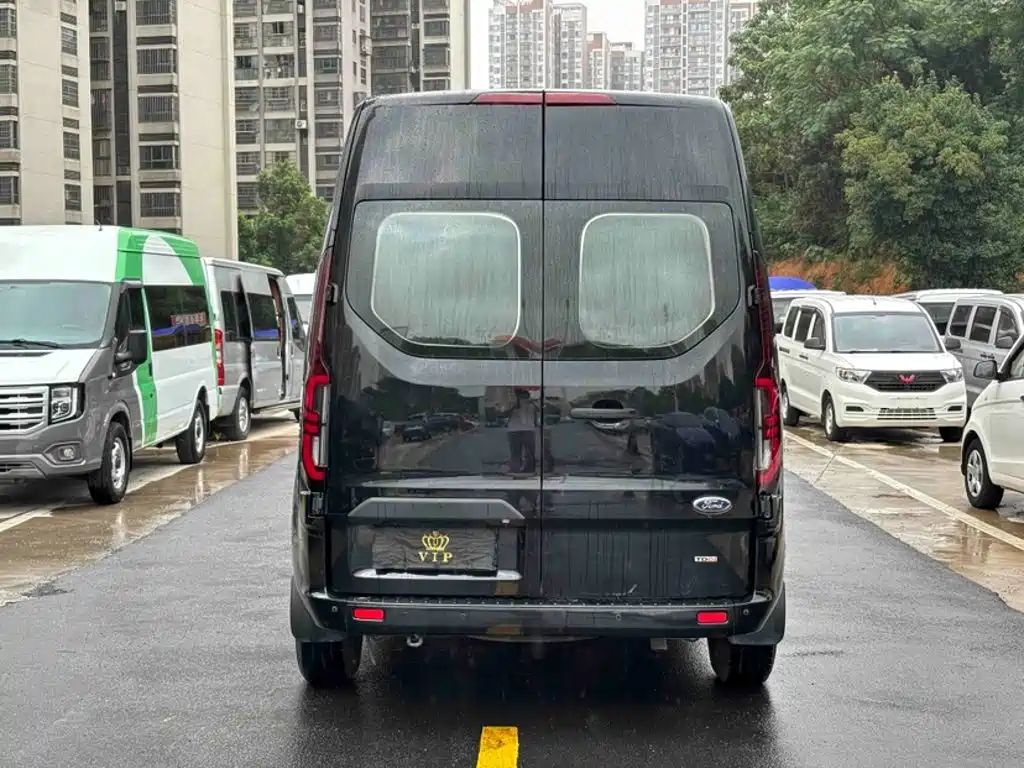 Ford Transit 2023 2023 Model 2.0T Diesel Automatic Business Travel Mid-Axis Mid-Roof 7/8/9 Seater