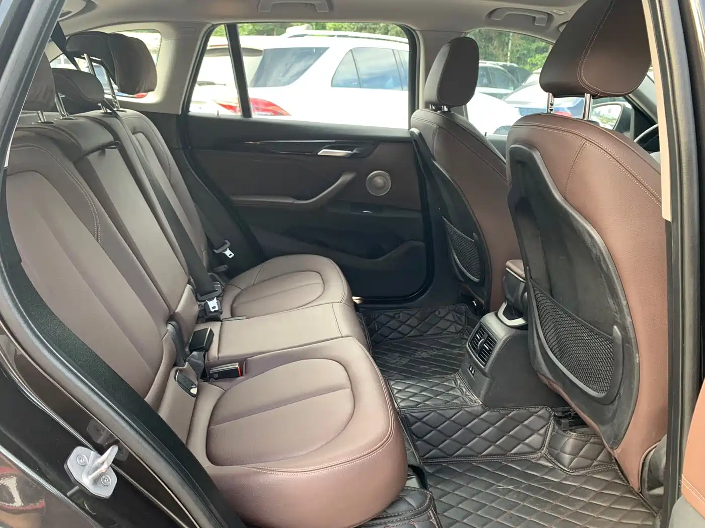 BMW X1 2022 sDrive20Li Premium фото 14