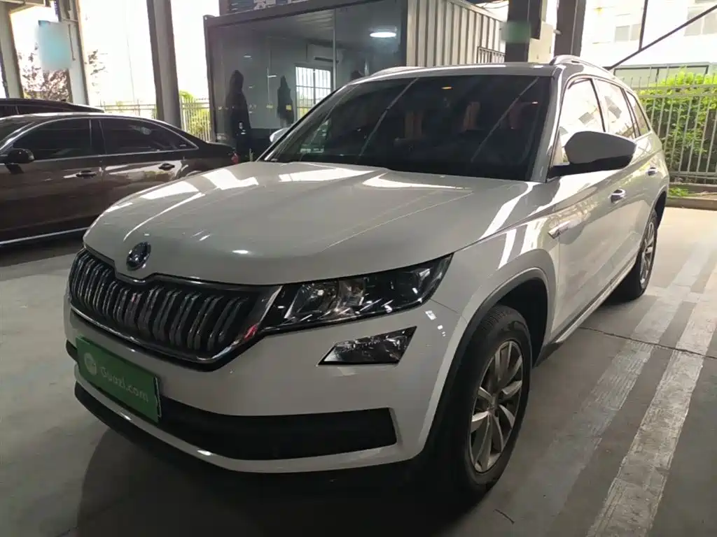 Škoda Kodiaq 2018 Facelift TSI330 5-seat 2WD Comfort Edition фото 2