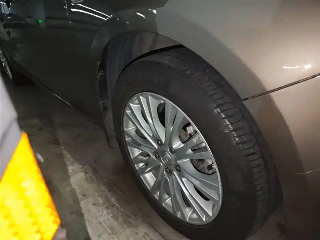 Buick Excelle 2015 15N Automatic Elite фото 23