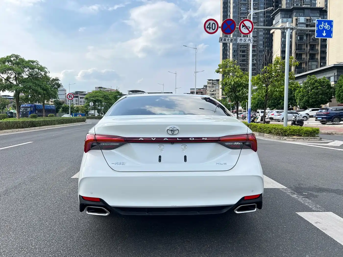 Toyota Avalon 2019 2.0L XLE Premium Edition (China VI) фото 5