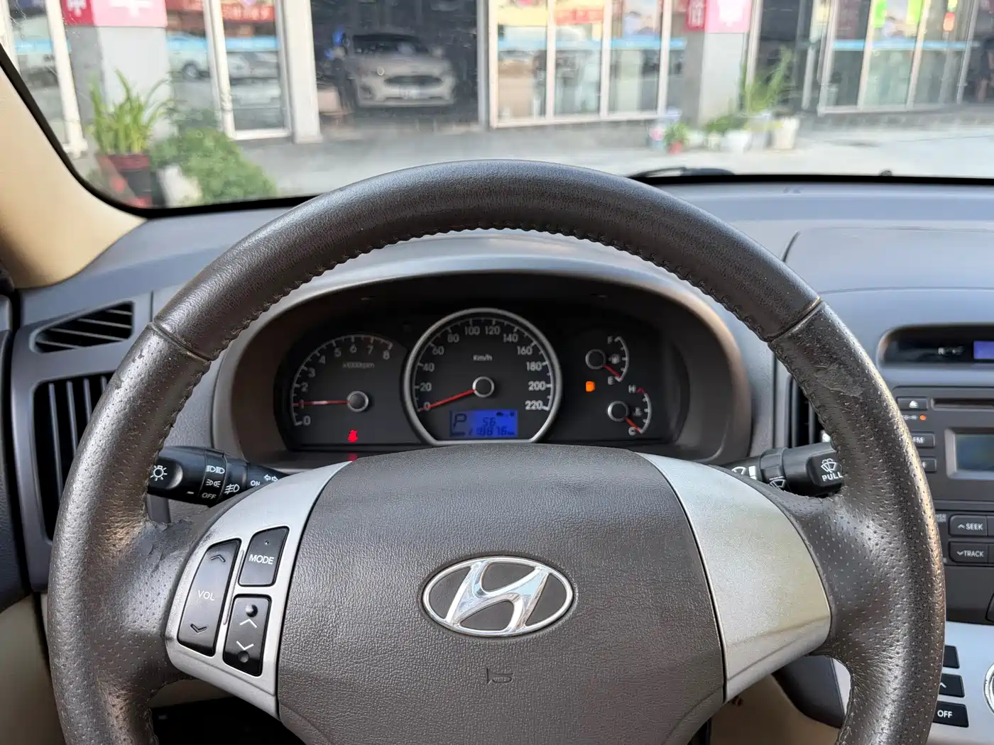 Hyundai Elantra 2010 2010 1.6L AT GLS