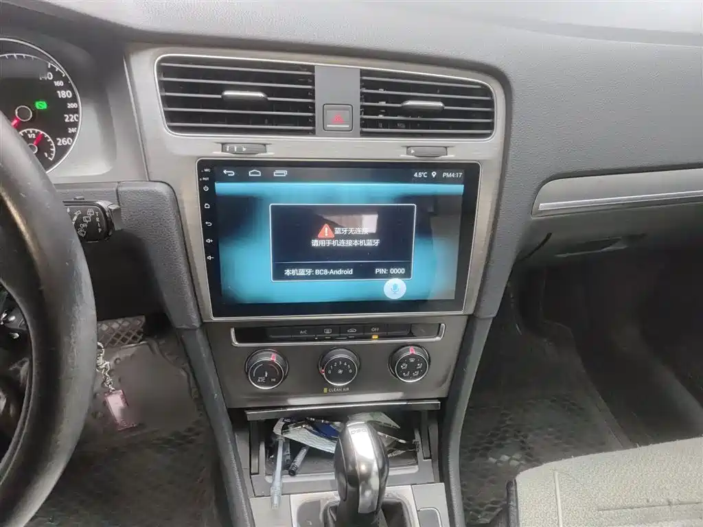 Volkswagen Golf 2016 230TSI Automatic Comfort фото 6