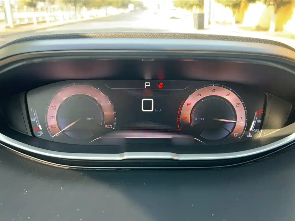 Peugeot 5008 2019 380THP 5-seat Elite Edition фото 4