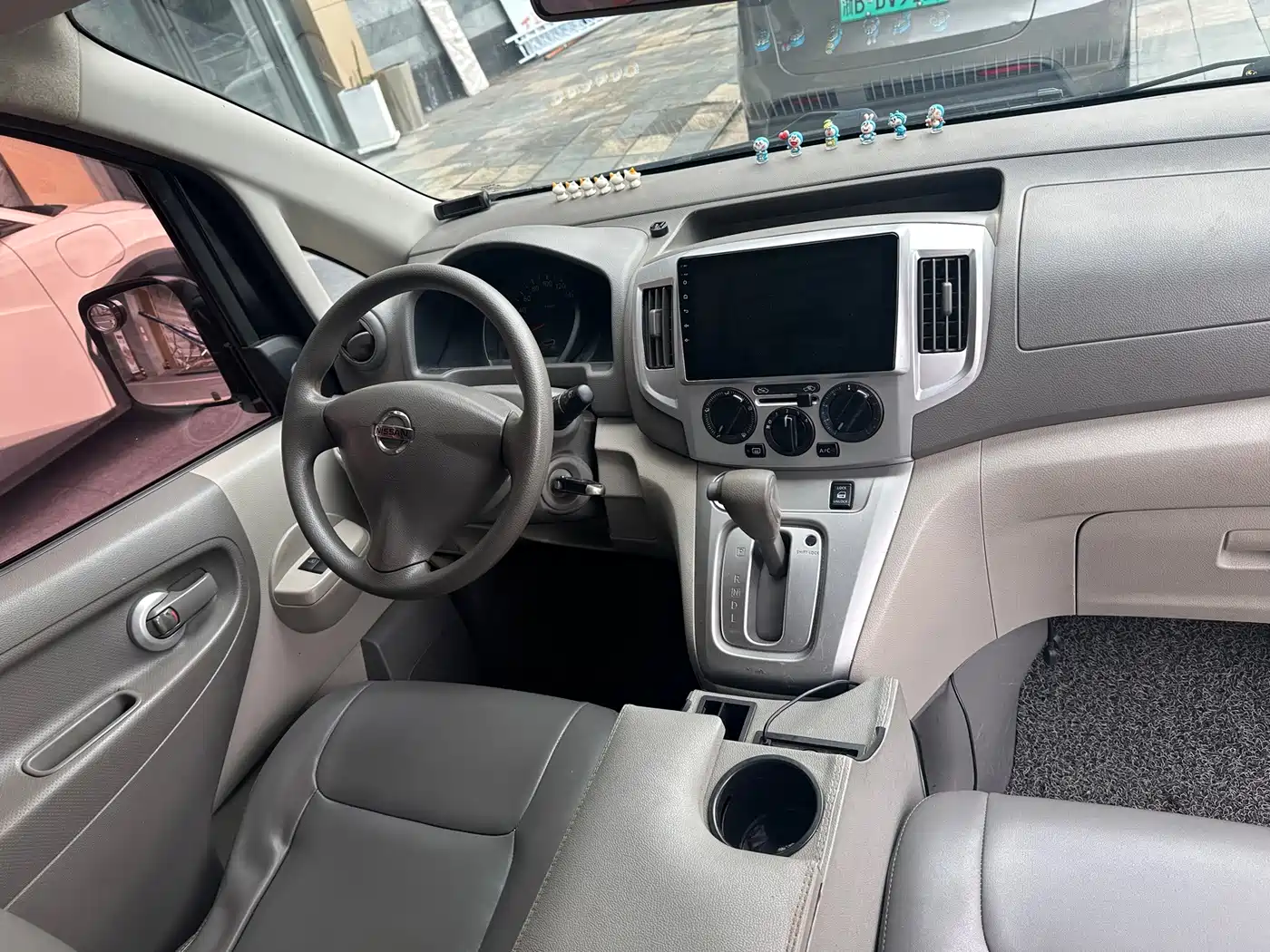 Nissan NV200 2018 2018 1.6L CVT Luxury Model