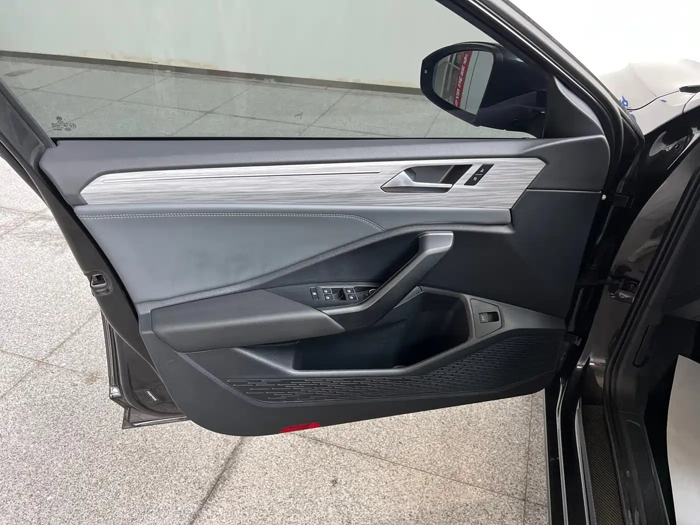 Volkswagen Sagitar 2023 300TSI DSG Surpassing Edition фото 14