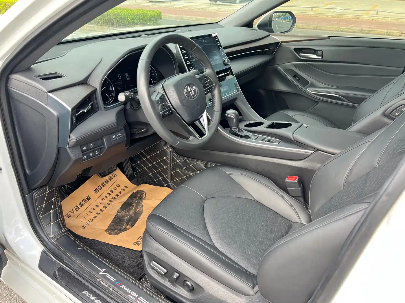 Toyota Avalon 2019 2.0L XLE Premium Edition (China VI) фото 8