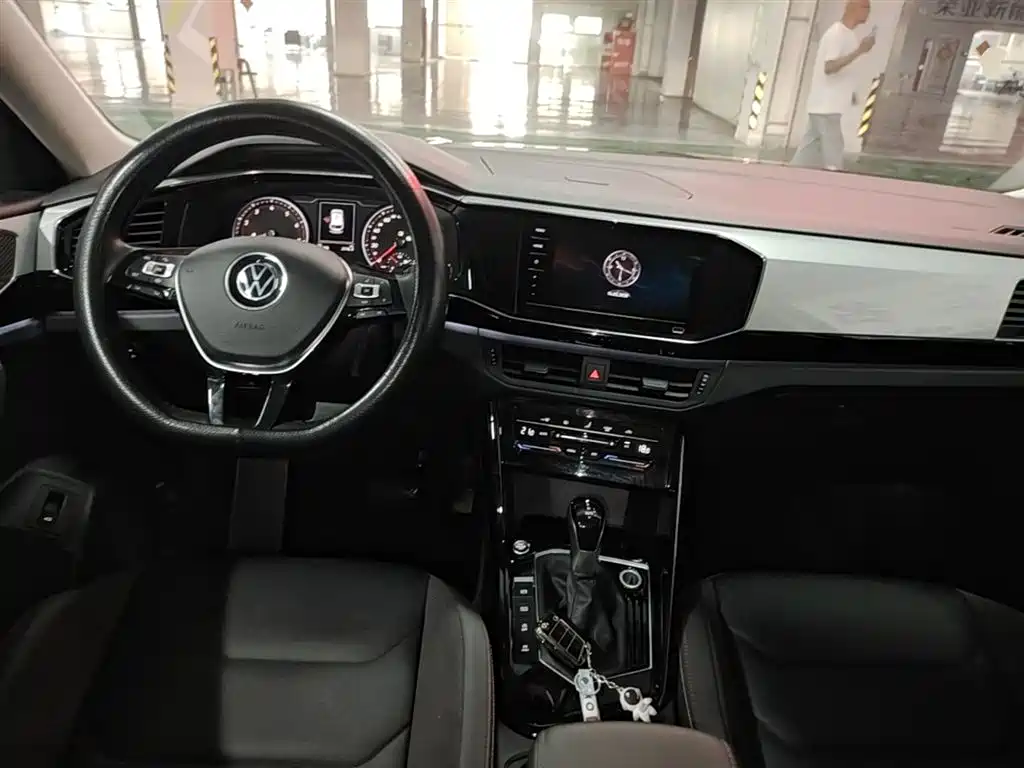 Volkswagen Tayron 2022 330TSI 2WD Luxury Smart Connect Edition фото 10