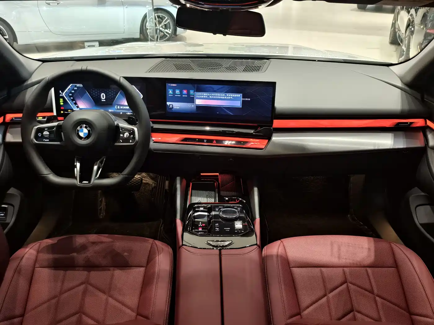 BMW 5 Series 2025 525Li M Sport Package фото 7