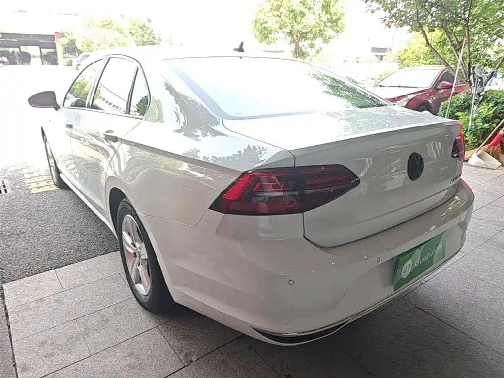 Volkswagen Lamando 2021 230TSI DSG Fashion Edition фото 5