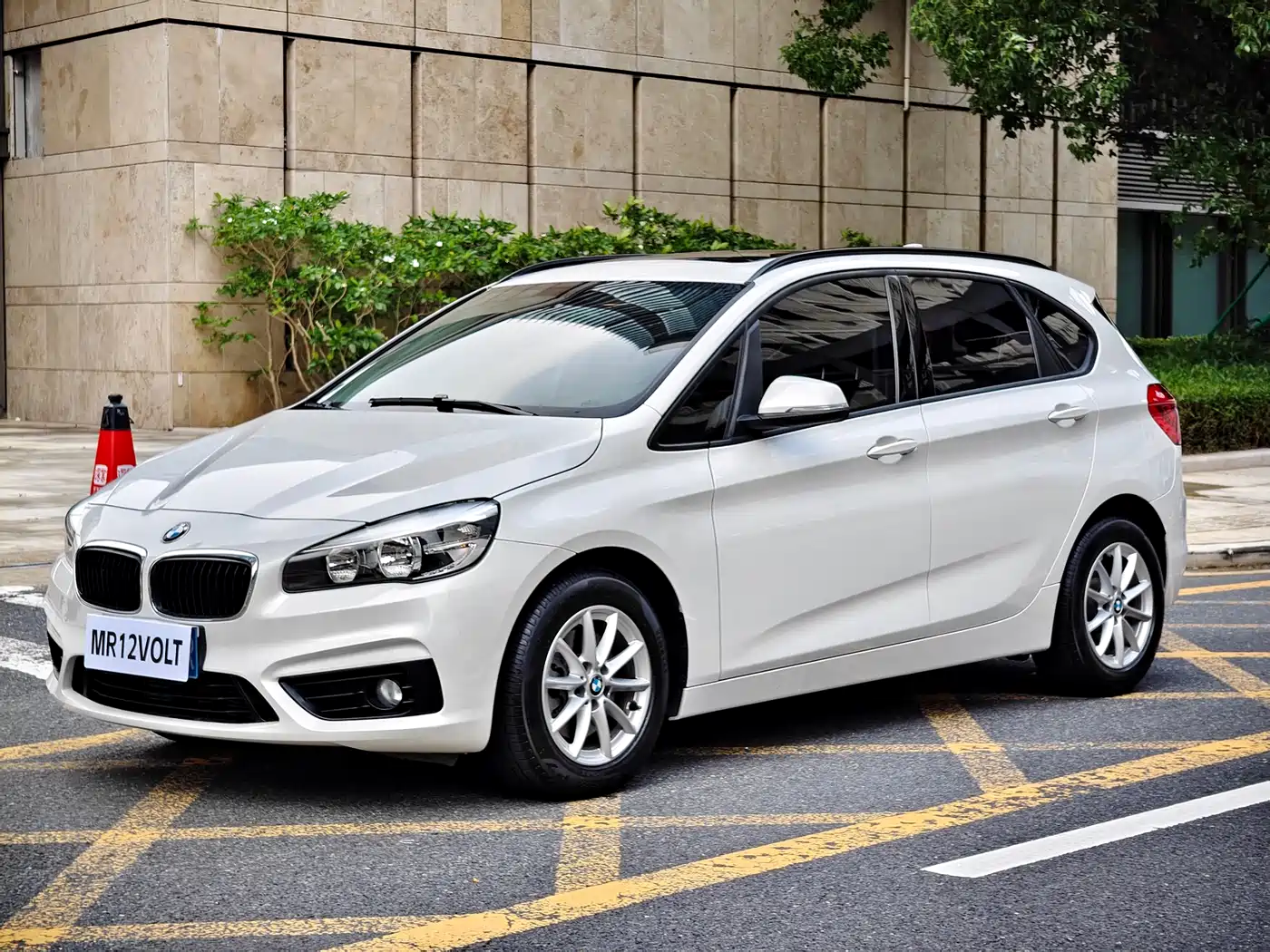 BMW 2 Series Touring 2016 218i Fashion Model