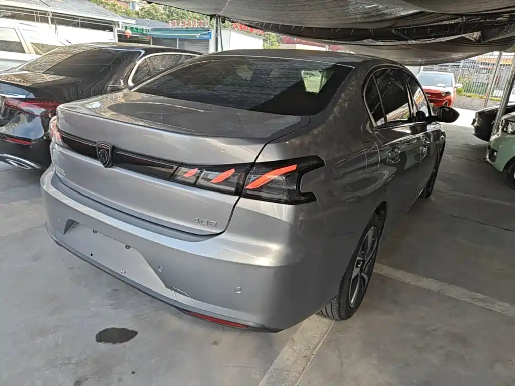 Peugeot 408 2023 2022 1.6T Light Chaser Edition