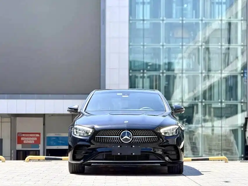 Mercedes-Benz E-Class 2023 E 300 L Sport Fashion фото 2