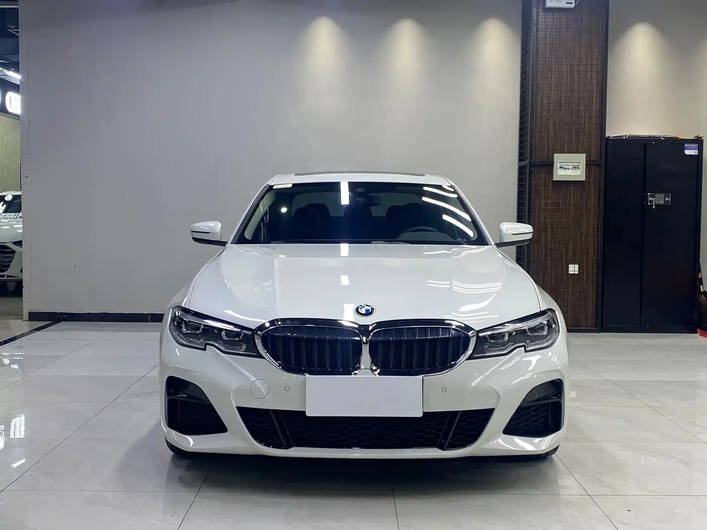 BMW 3 Series 2020 325Li M Sport Package фото 2
