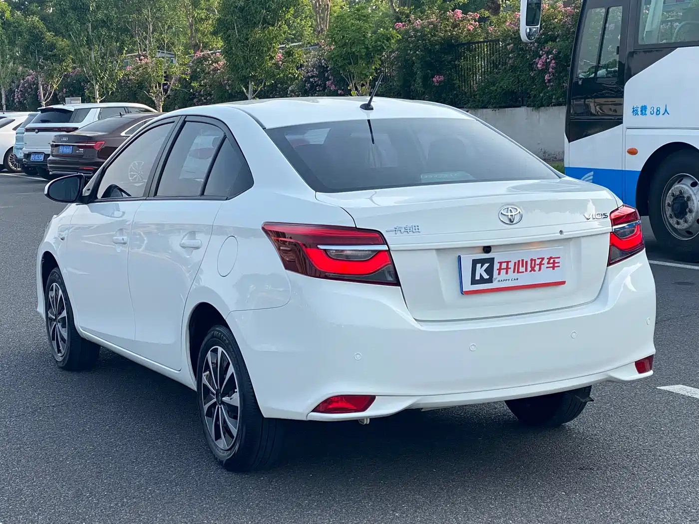 Toyota Vios 2022 1.5L CVT Venture CARE Edition фото 13