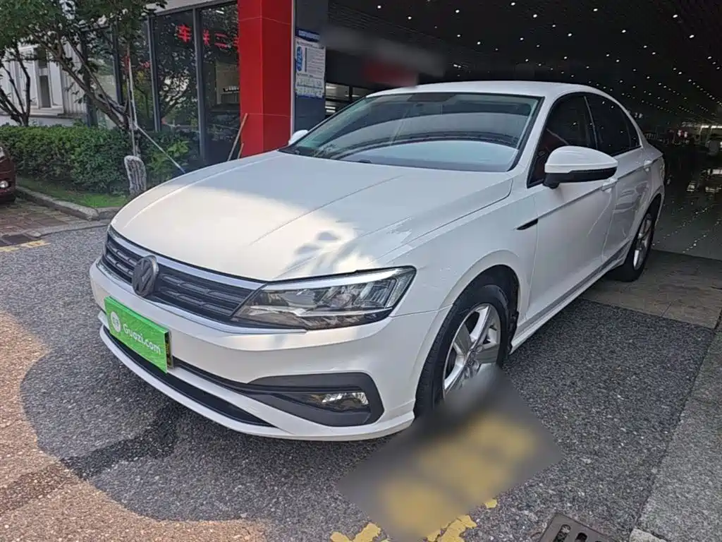 Volkswagen Lamando 2021 230TSI DSG Fashion Edition