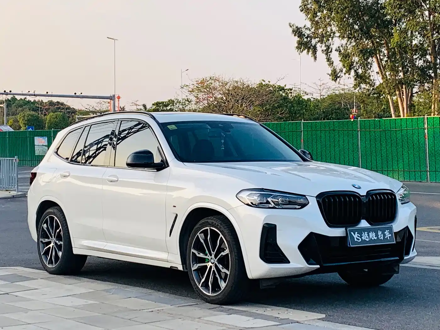 BMW X3 2022 xDrive30i Leading M Night Package фото 6