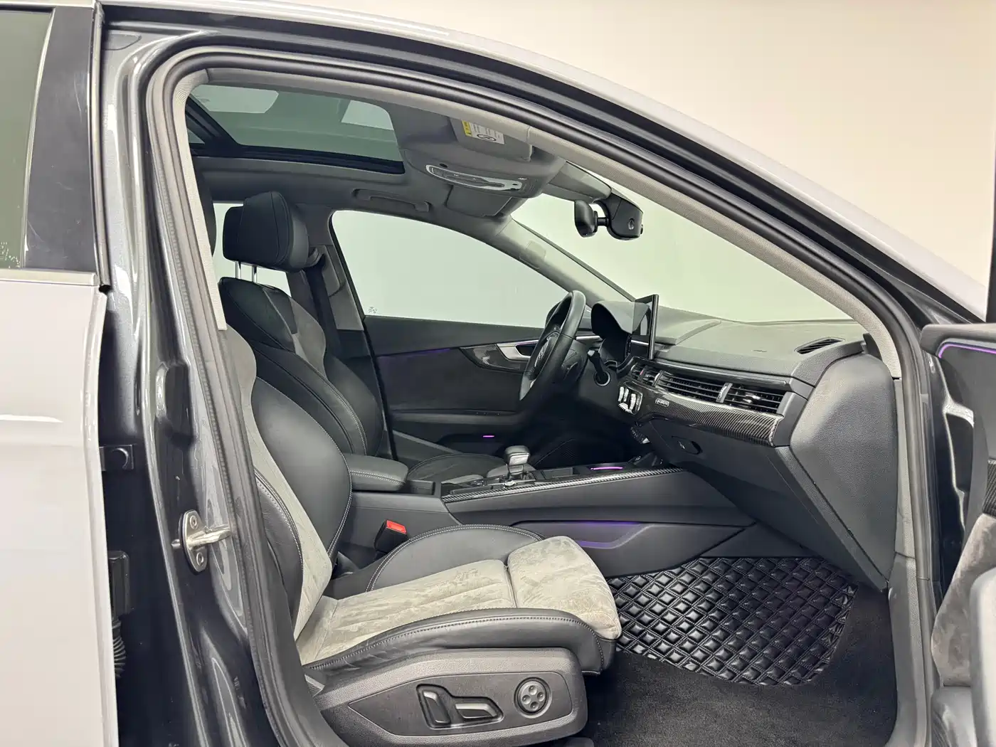 Audi A4L 2020 45 TFSI quattro Premium Dynamic фото 12