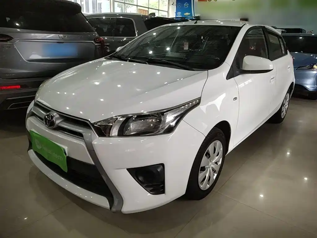 Toyota YARiS L Zhi Xuan 2015 1.5E Auto Charming Edition