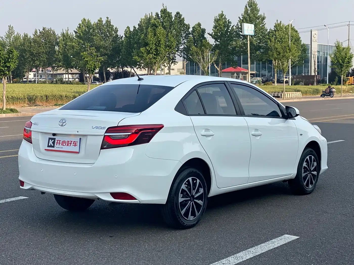 Toyota Vios 2022 1.5L CVT Venture CARE Edition фото 11
