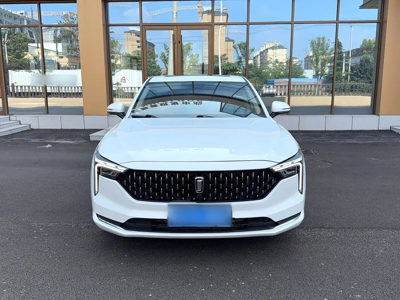 Photo 2 - Besturn B70